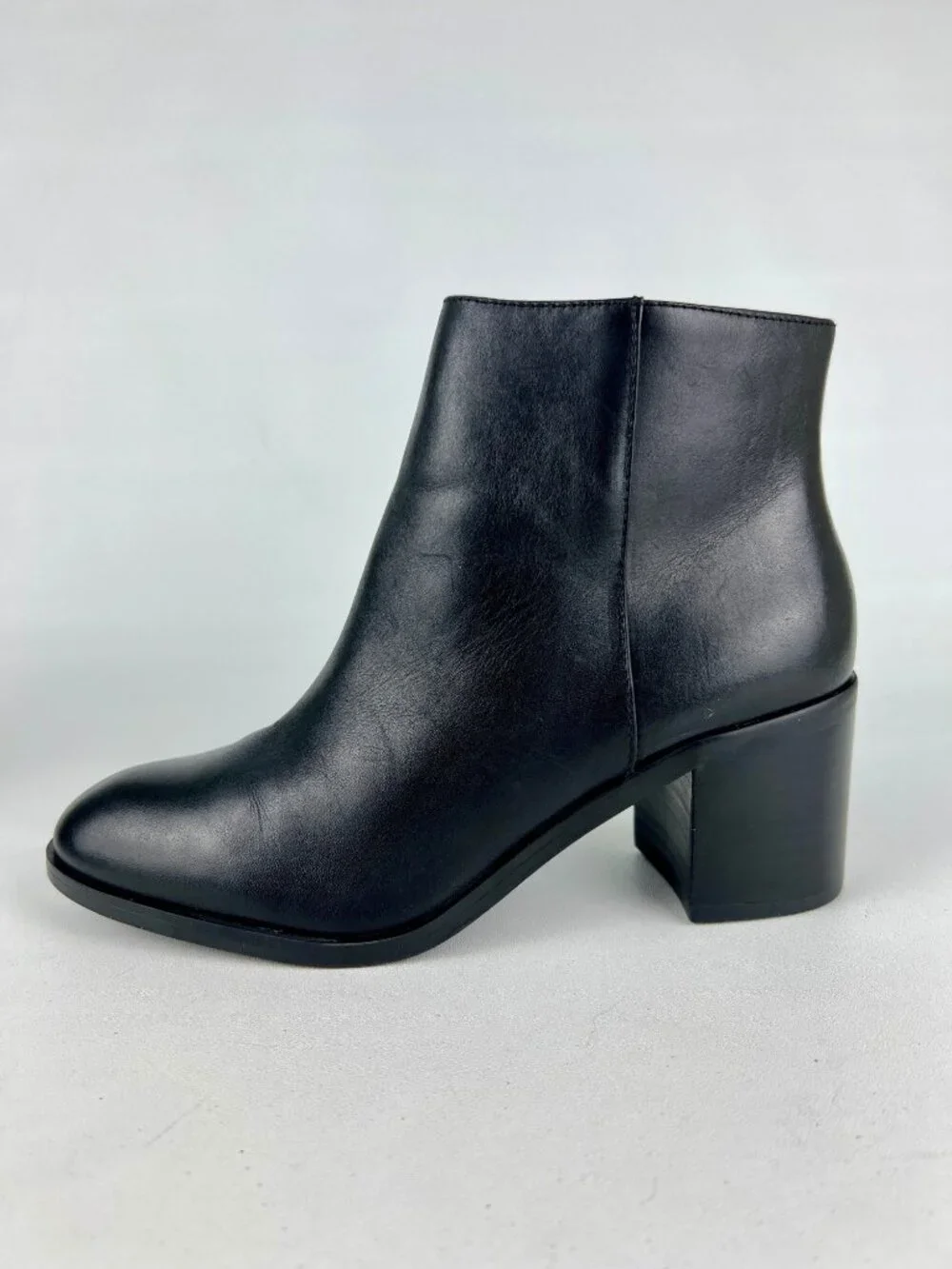 Vince Camuto Womens Gaviren Black Leather Ankle Boots Block Heel size 7